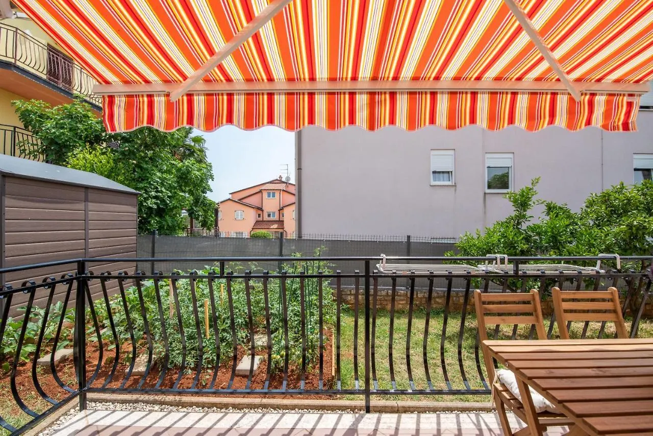 Apartment Masha Novigrad  Croatia
